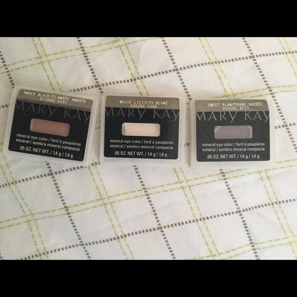 Mary Kay eye shadows set of 3
